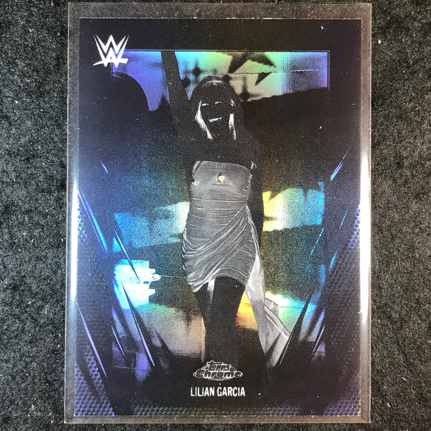 2026 Topps Chrome WWE LILIAN GARCIA Base Negative #182