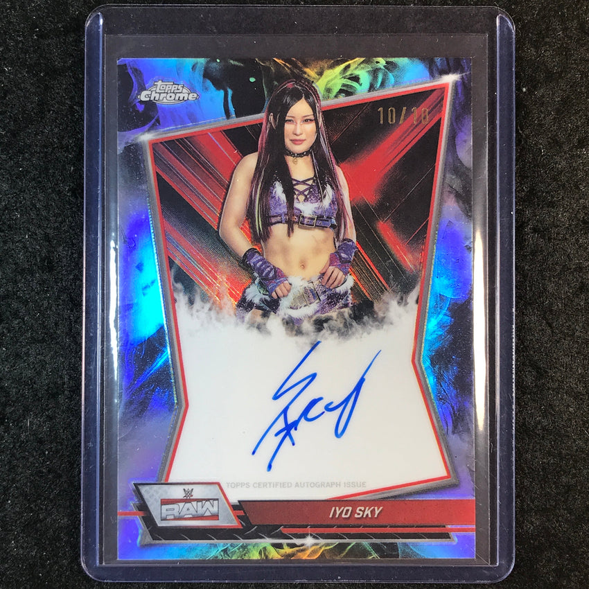 2026 Topps Chrome WWE IYO SKY Red Brand Auto Black 10/10