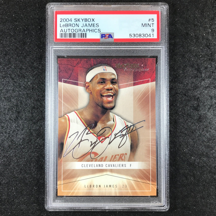 2004-05 Skybox LEBRON JAMES Autographics Base #5 PSA 9 (041)