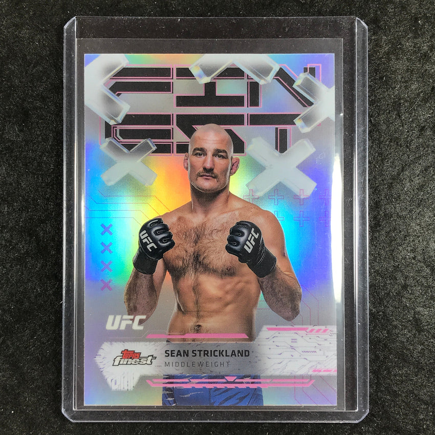 2025 Topps Finest UFC SEAN STRICKLAND Common Refractor #8