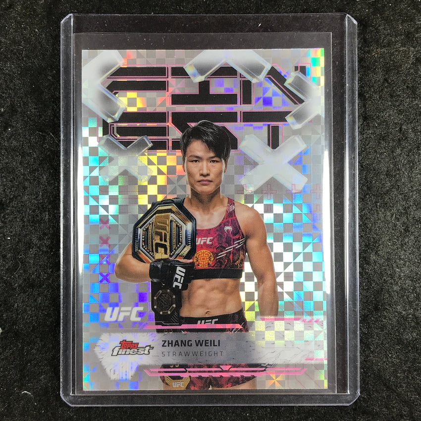 2025 Topps Finest UFC ZHANG WEILI Common Checkerboard #50