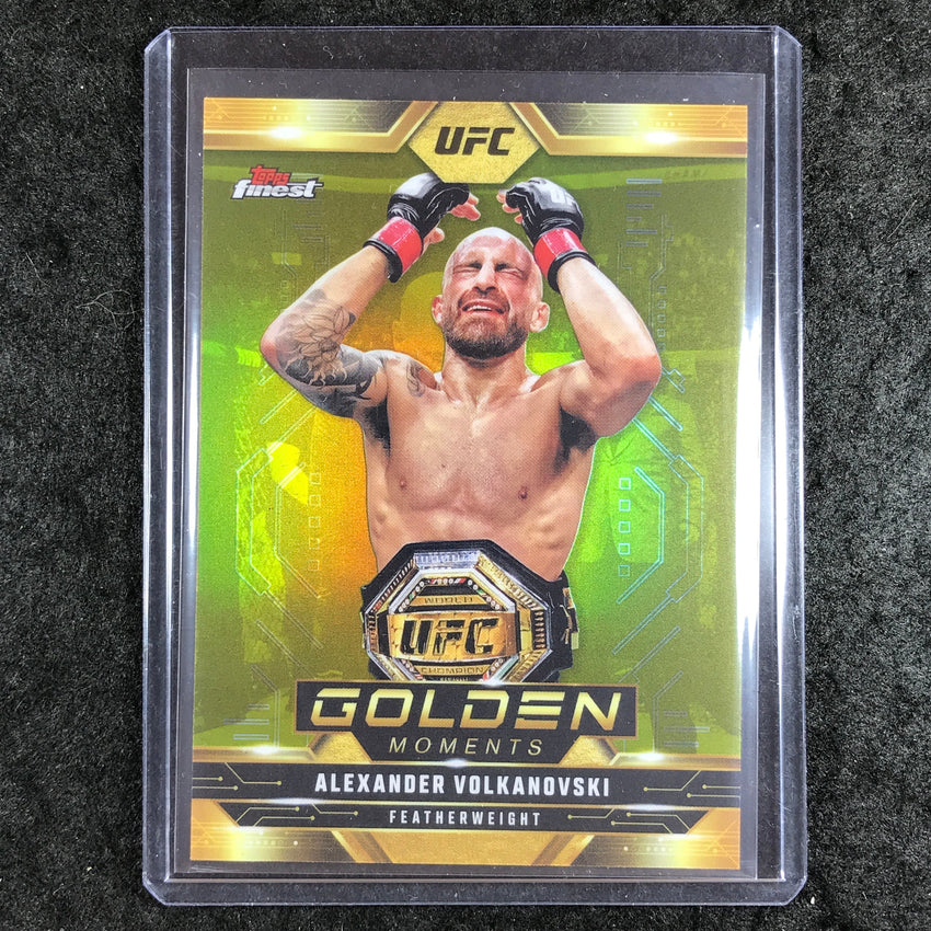 2025 Topps Finest UFC ALEXANDER VOLKANOVSKI Golden Moments Refractor #19