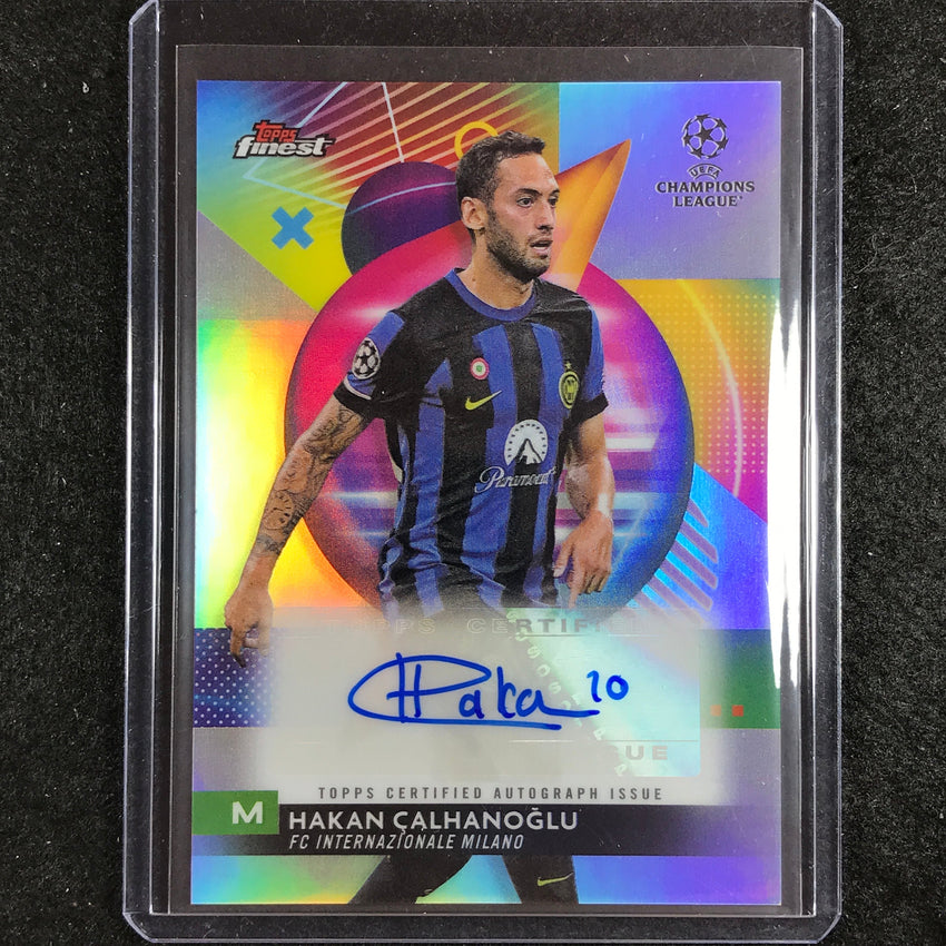 2023-24 UEFA Club Comp Finest HAKAN CALHANOGLU Base Auto No. HC