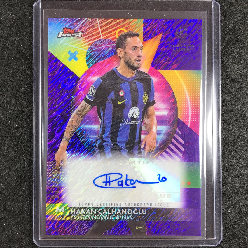 2023-24 UEFA Club Comp Finest HAKAN CALHANOGLU Base Auto Purple Shimmer 2/199