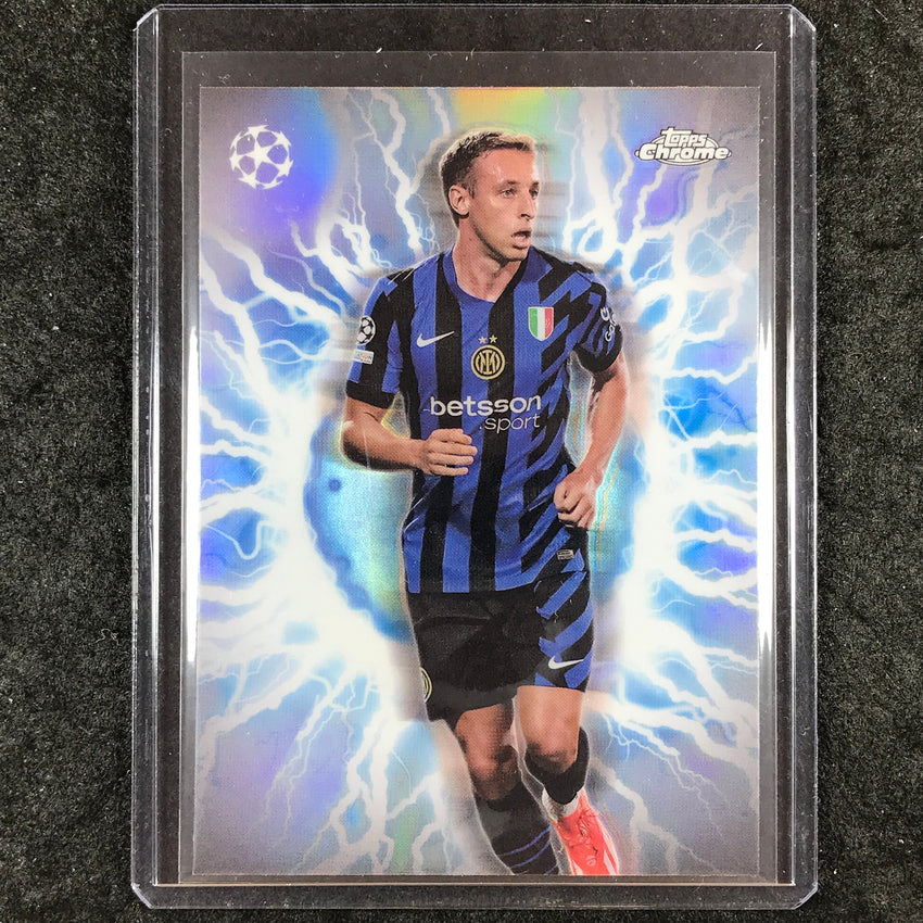 2024-25 Topps Chrome UEFA Club Comp DAVIDE FRATTESI Circle of Power Shockwave #8