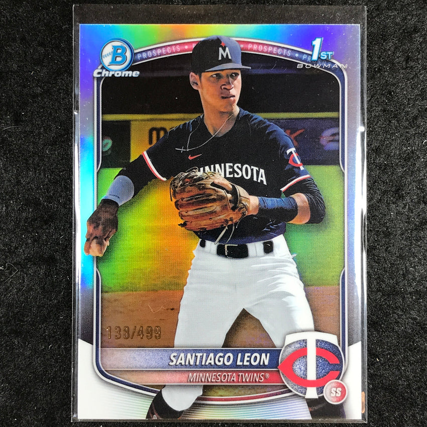 2025 Bowman Chrome SANTIAGO LEON Prospect 1st Bowman Refractor 138/499 #247
