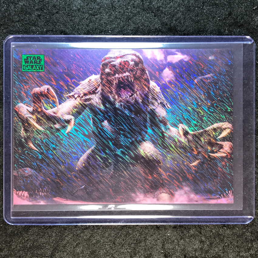 2025 Star Wars Chrome Galaxy THE RANCOR Green Shimmer 56/199 #45