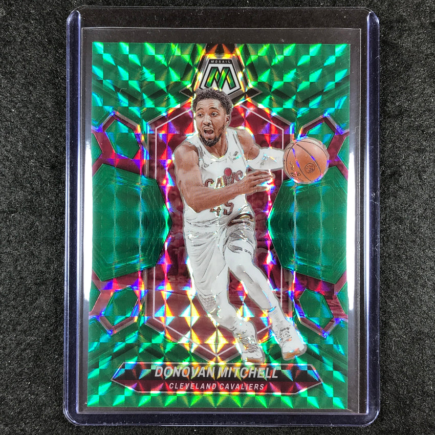 2023-24 Mosaic DONOVAN MITCHELL Base Green Fusion Choice 10/18 #143