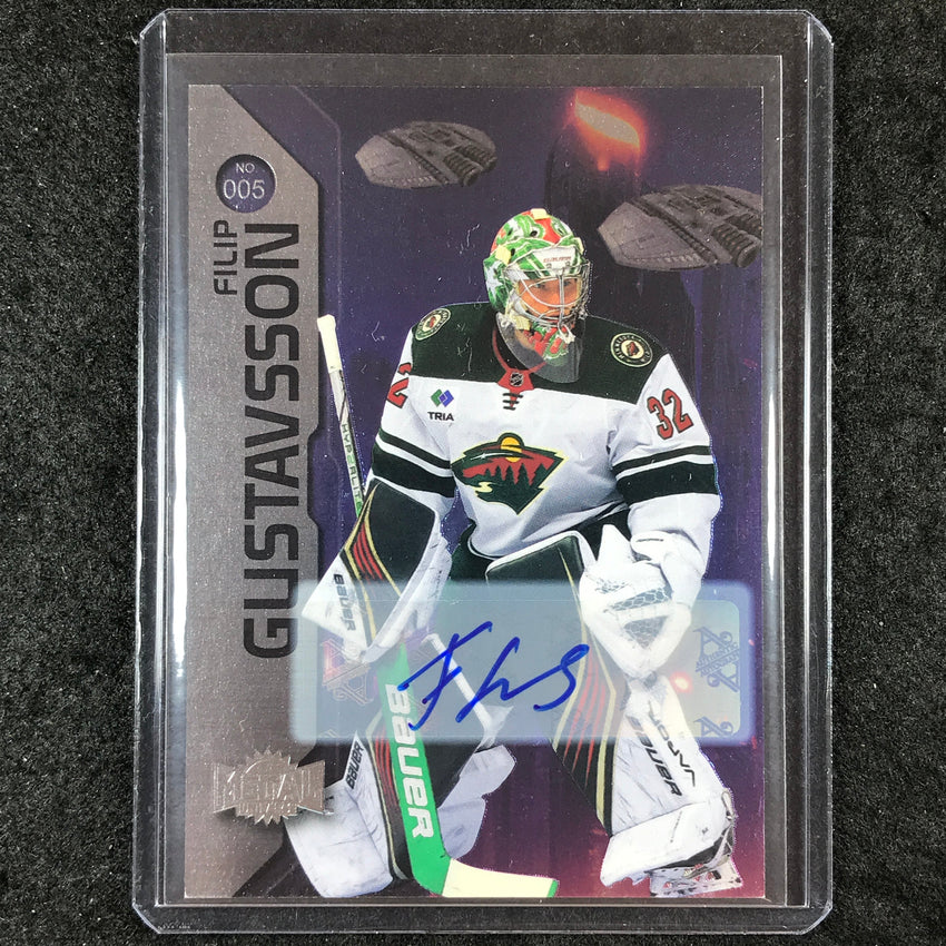 2023-24 Metal Universe NHL FILIP GUSTAVSSON Base Silver Autograph #5