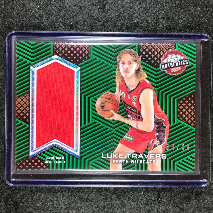2022-23 Topps Chrome NBL LUKE TRAVERS Authentics Jersey Relic Green 88/99