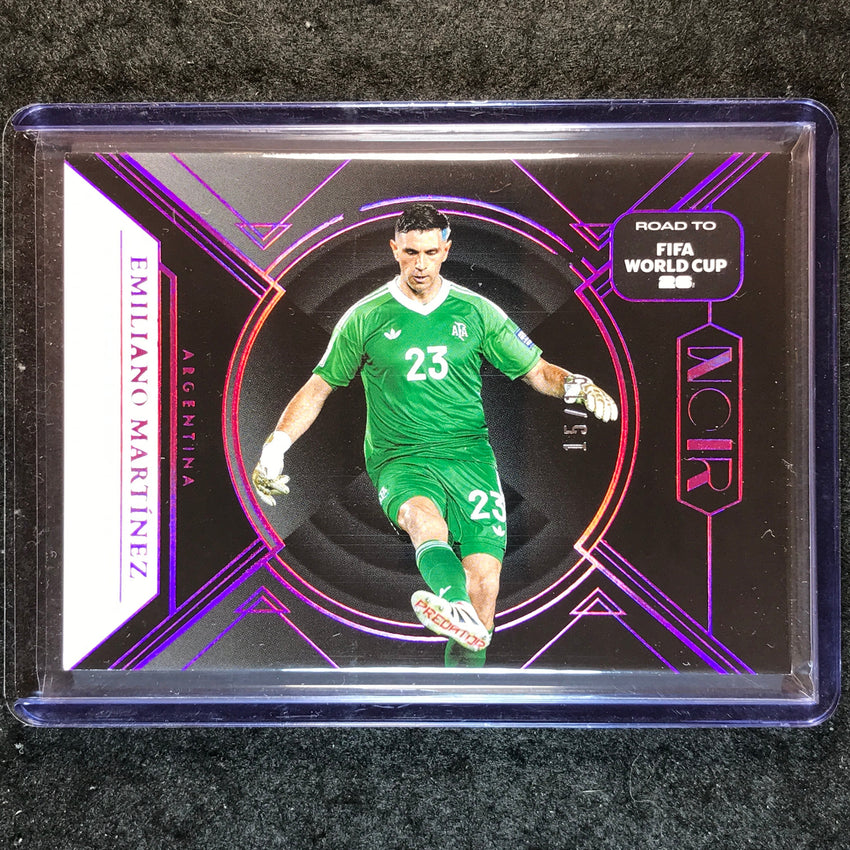 2025-26 Noir Road to FIFA World Cup EMILIANO MARTINEZ Base Pink 15/15 #101
