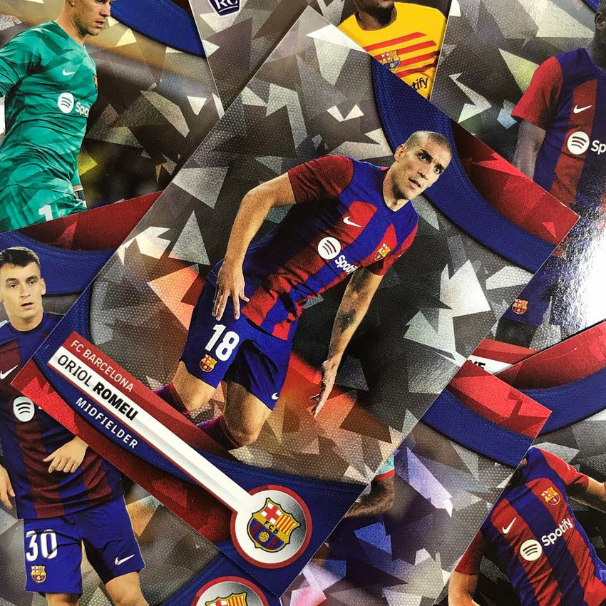 2023-24 Topps Barcelona ROBERT LEWANDOWSKI First Team Icy Foil #21