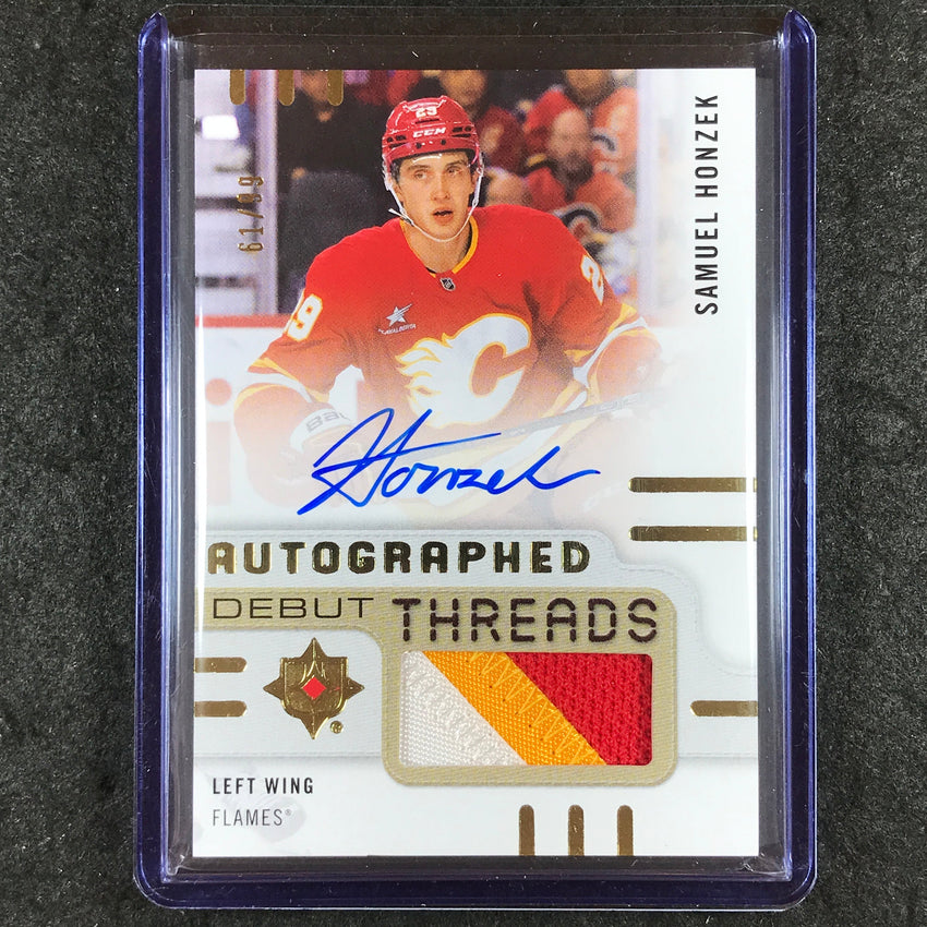 2024-25 Ultimate Hockey SAMUEL HONZEK Auto Debut Threads Rookie Patch 61/99