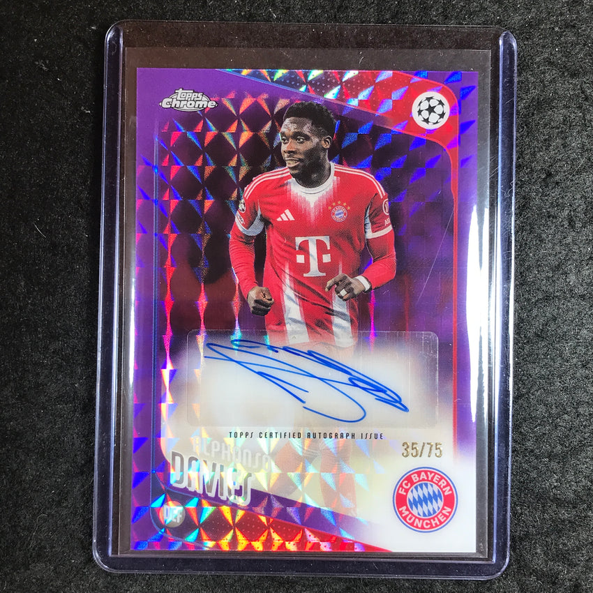 2025-26 Topps Chrome UEFA CC ALPHONSO DAVIES Chrome Auto Purple Geometric 35/75