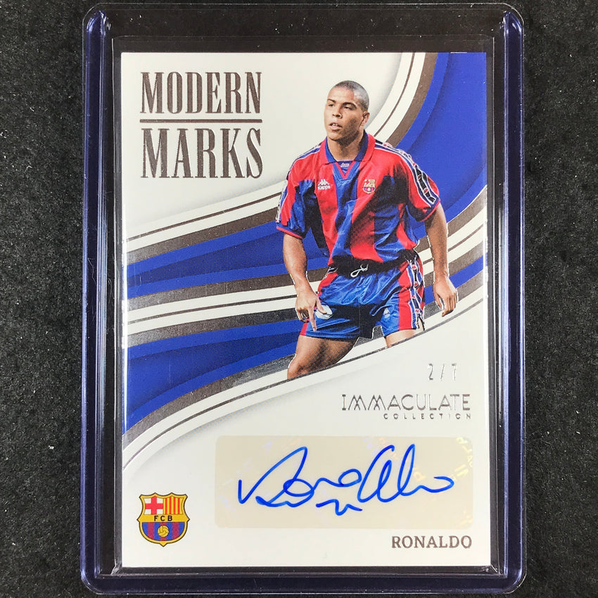2023-24 Immaculate Soccer RONALDO Modern Marks Auto Silver 2/7