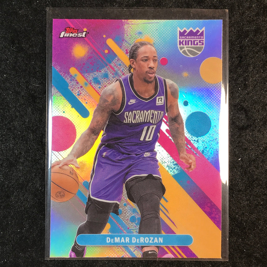 2025-26 Topps Finest DEMAR DEROZAN Common Refractor #85