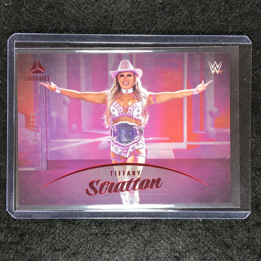 2023 Chronicles WWE TIFFANY STRATTON Luminance Red 33/199 #168