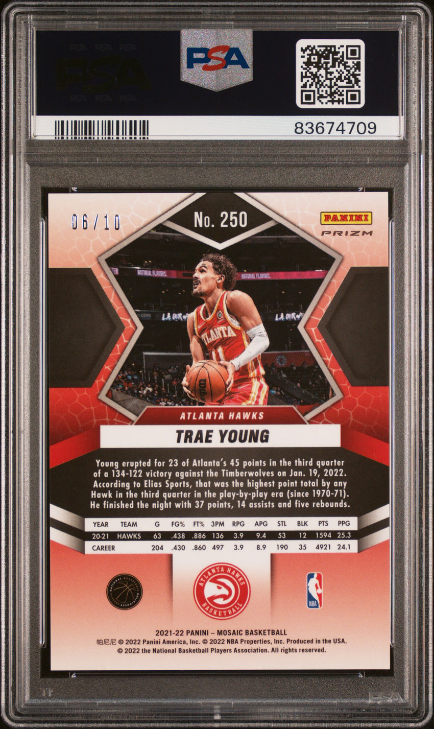 2021 Panini Mosaic Trae Young Green Swirl #250 PSA 10 83674709