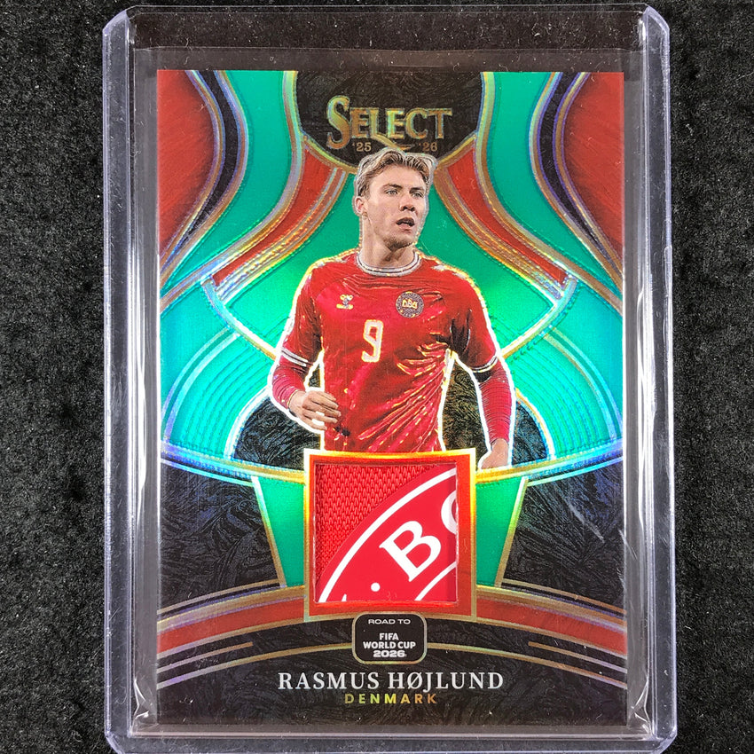 2025-26 Select Road to World Cup RASMUS HOJLUND Memorabilia Patch Green 5/5