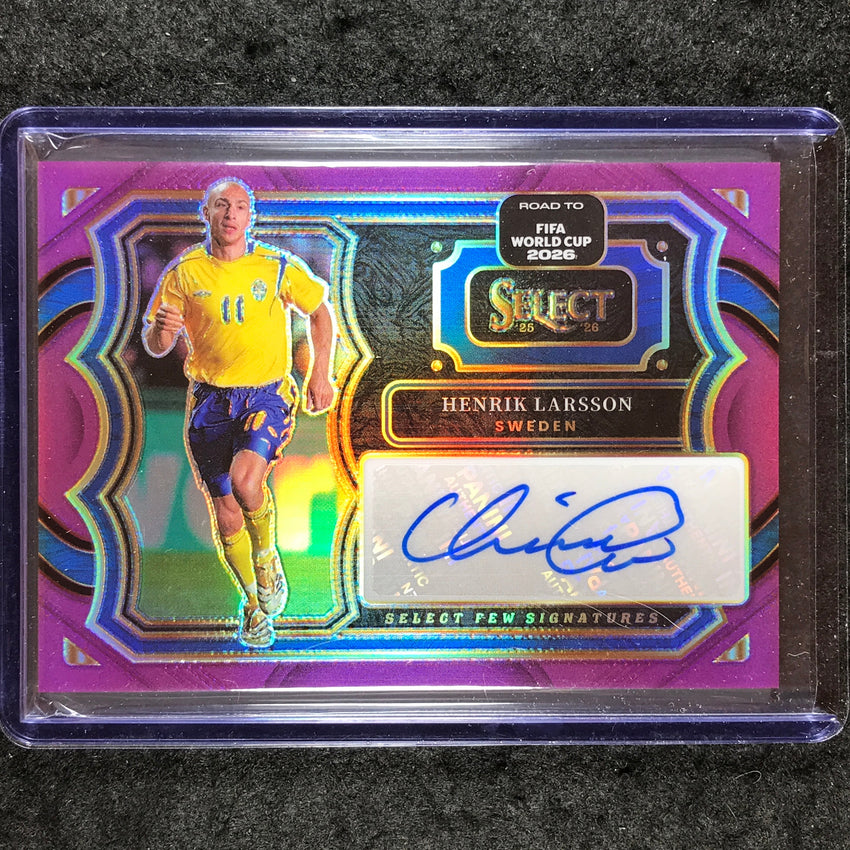 2025-26 Select Road to World Cup HENRIK LARSSON Select Few Auto Purple 94/99