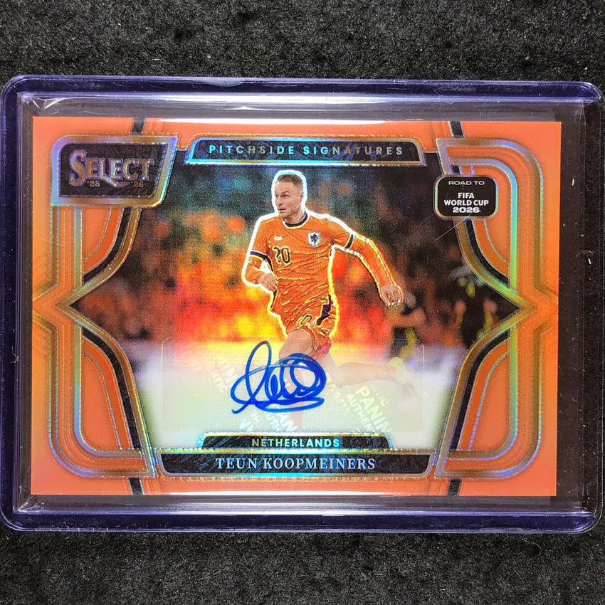 2025-26 Select Road to World Cup TEUN KOOPMEINERS Pitchside Signatures 23/25