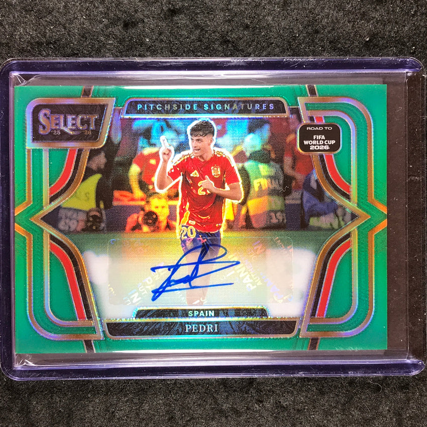 2025-26 Select Road to World Cup PEDRI Pitchside Signatures Green 4/5
