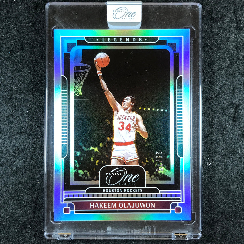 2024-25 One and One HAKEEM OLAJUWON Legends Base Silver 29/75 #174