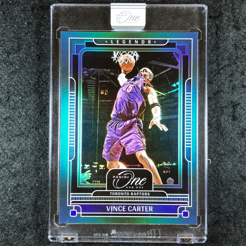 2024-25 One and One VINCE CARTER Legends Base Green 2/5 #164