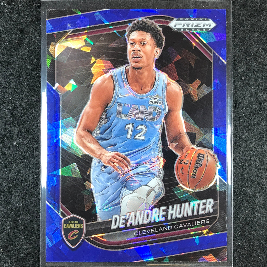 2024-25 Prizm Black DE'ANDRE HUNTER Base Blue Ice /125 #138