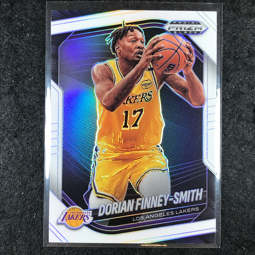 2024-25 Prizm Black DORIAN FINNEY-SMITH Base White /175 #247