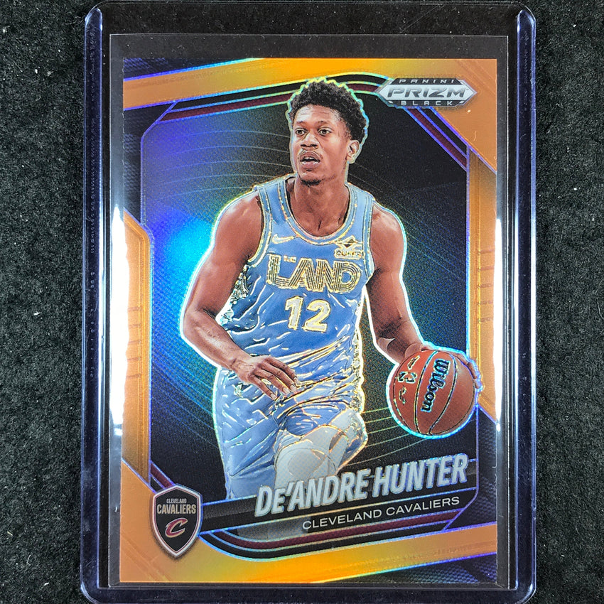 2024-25 Prizm Black DE'ANDRE HUNTER Base Orange 45/49 #138