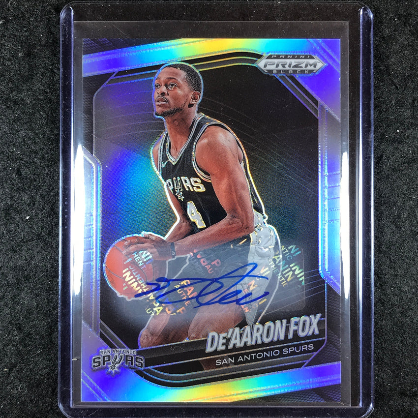 2024-25 Prizm Black DE'AARON FOX Base Auto Silver #35
