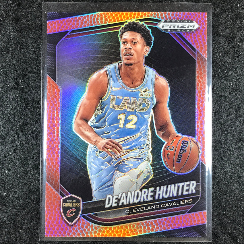 2024-25 Prizm Black DE'ANDRE HUNTER Base Basketball /225 #138