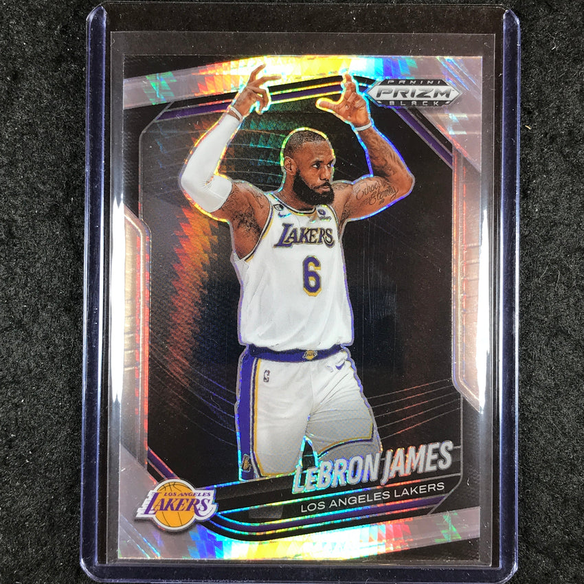 2024-25 Prizm Black LEBRON JAMES Base Hyper #52