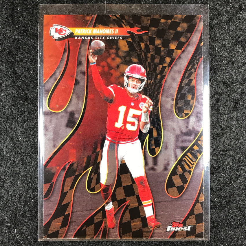 2025 Topps Finest NFL PATRICK MAHOMES II Torchers Base #20