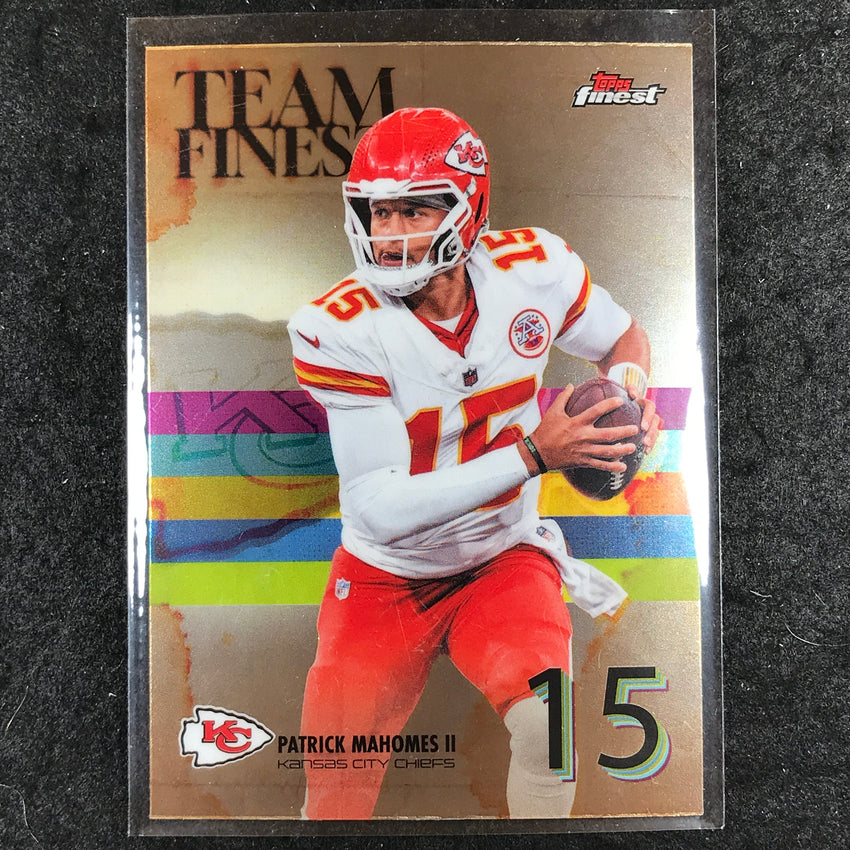 2025 Topps Finest NFL PATRICK MAHOMES II Team Finest Base #3