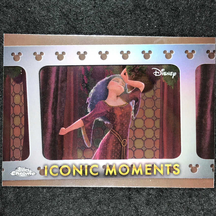 2025 Topps Chrome Disney MOTHER KNOWS BEST Iconic Moments Base #IM-18