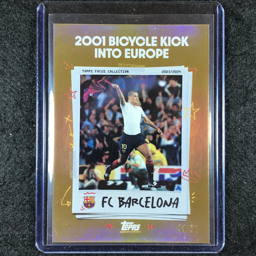 2023-24 Topps Focus Barcelona 2001 BICYCLE KICK Moments In Time Gold 39/50