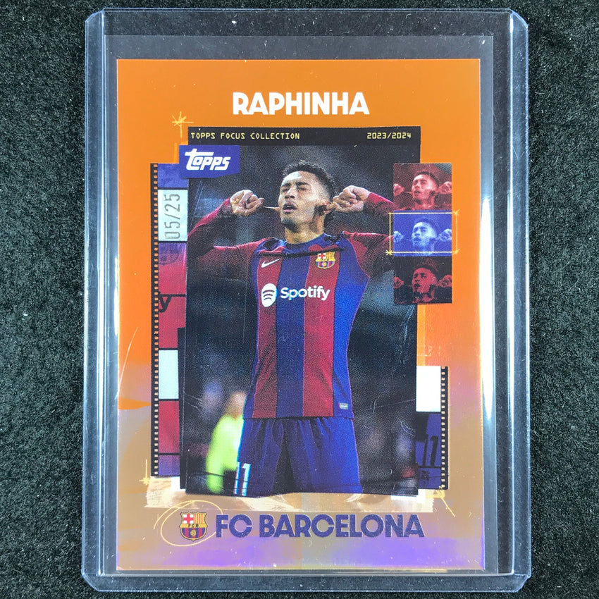 2023-24 Topps Focus Barcelona RAPHINHA Snapshots Orange Rainbow Foil 5/25