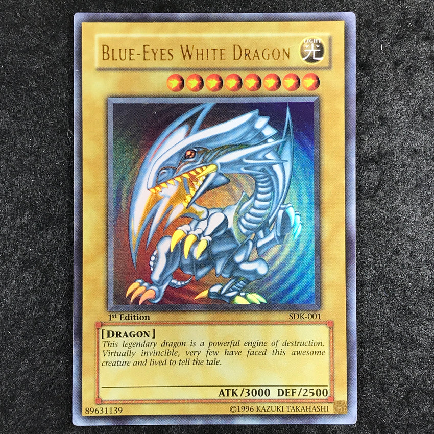 [ASIAN-ENGLISH] Blue-Eyes White Dragon - SDK-001 - Ultra Rare 1st Edition AE Asian-English