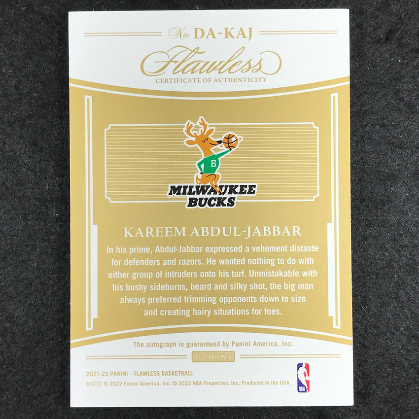 2021-22 Flawless Kareem Abdul-jabbar Distinguished Auto Gold 7/10