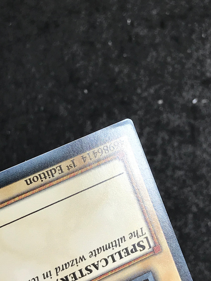 (A) Dark Magician - 25TH-EN001 - Ultra Rare BACH 1st Edition