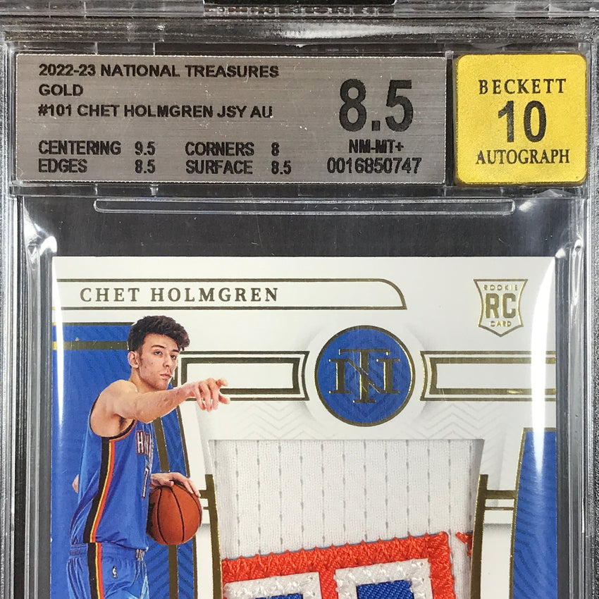2022-23 National Treasures Chet Holmgren Rookie Patch Auto Gold 5/10 BGS 8.5/10