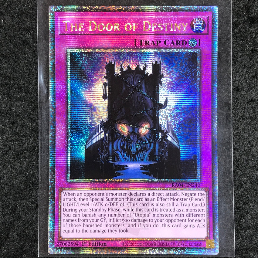 [QUARTER CENTURY SECRET RARE] The Door of Destiny - RA04-EN240