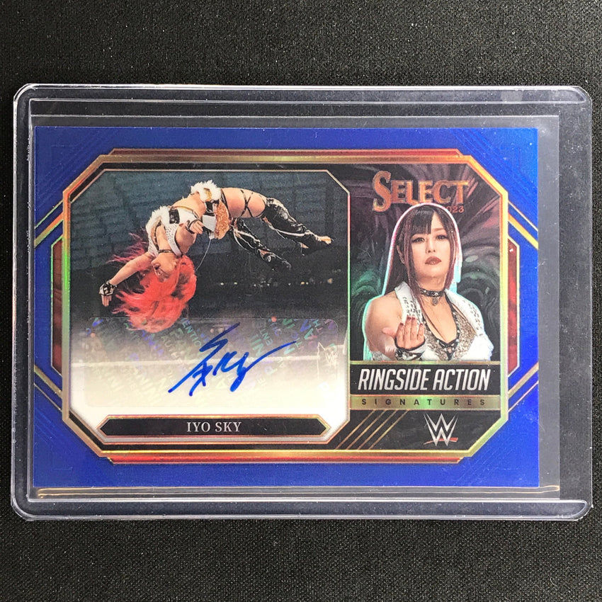 2023 Select Wwe Iyo Sky Ringside Action Signatures Auto Blue 6/49