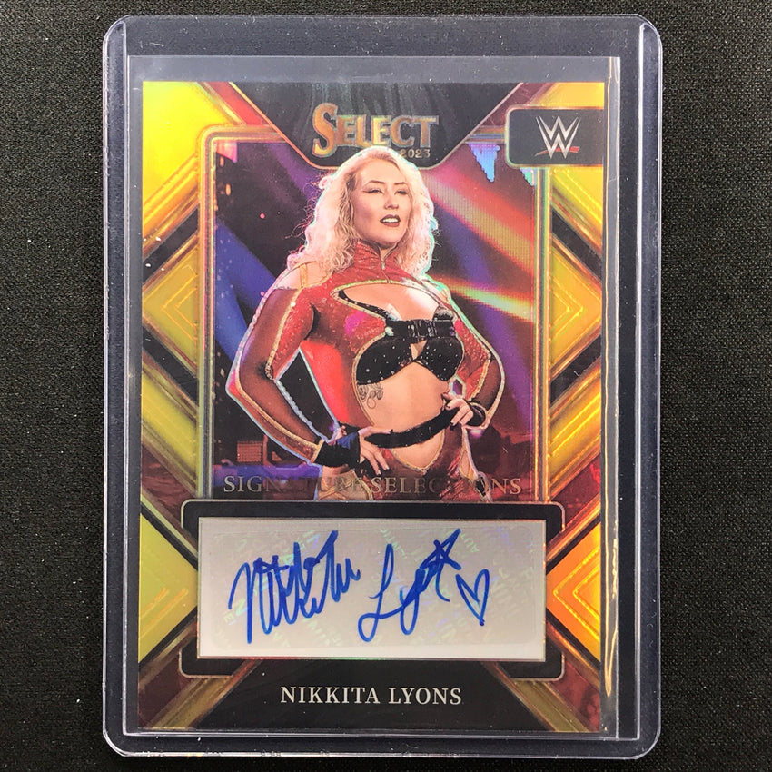 2023 Select Wwe Nikkita Lyons Signature Selections Auto Gold Prizm 8/10