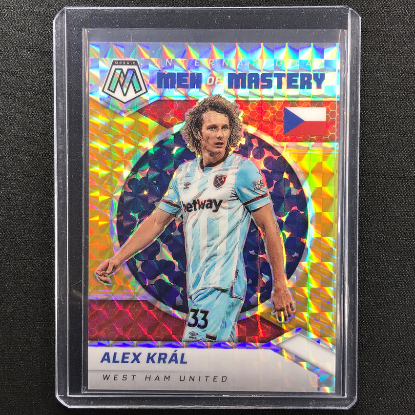 2021-22 Mosaic Epl Alex Kral International Men Of Mastery Gold 1/10