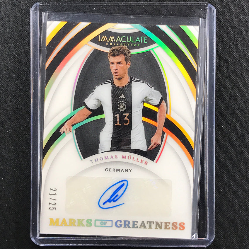 2022-23 Immaculate Thomas Muller Marks Of Greatness Acetate Auto Holo Gold 21/25