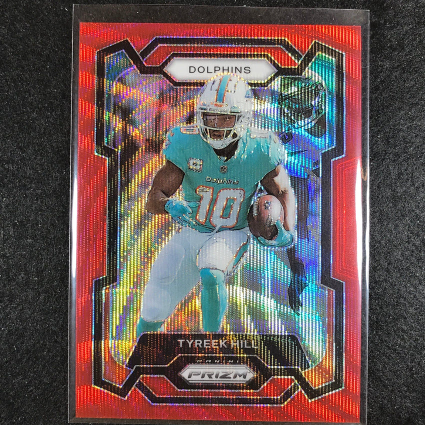 2023 Prizm Football Tyreek Hill Base Red Wave 92/149