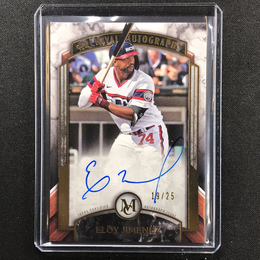2022 Museum Collection Eloy Jimenez Archival Auto Gold 19/25